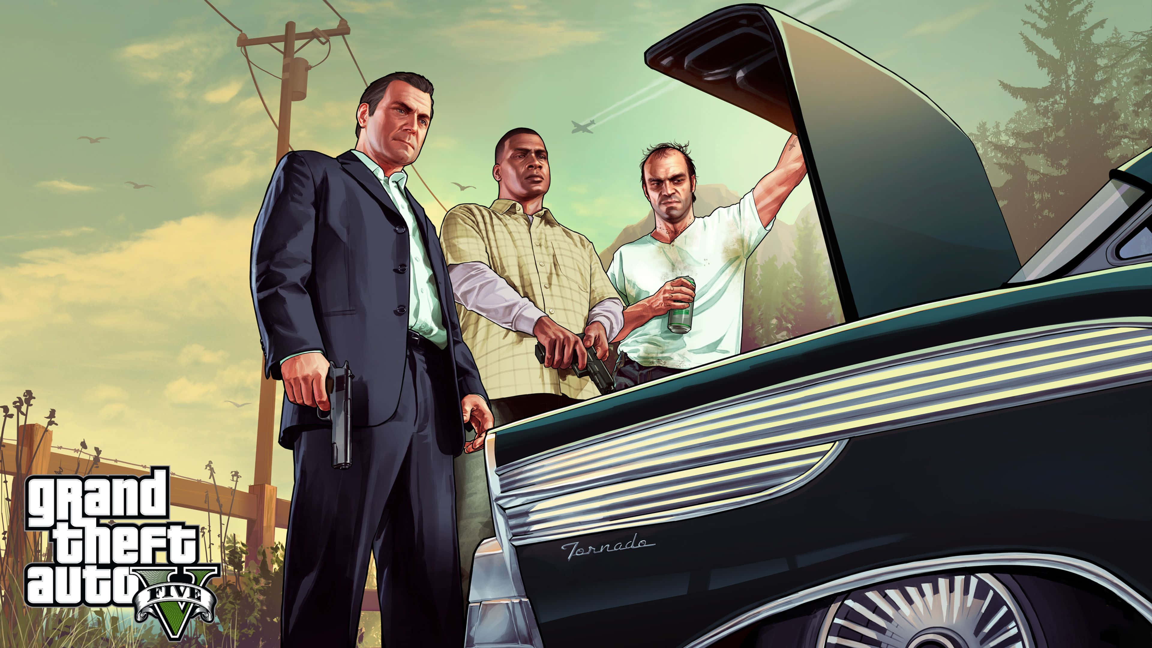 Gta V 4K 桌布 壁紙 — 三個男人站在一輛打開後車廂的復古黑色汽車旁，一人持槍，另一人拿著飲料，在朦朧的天空下。