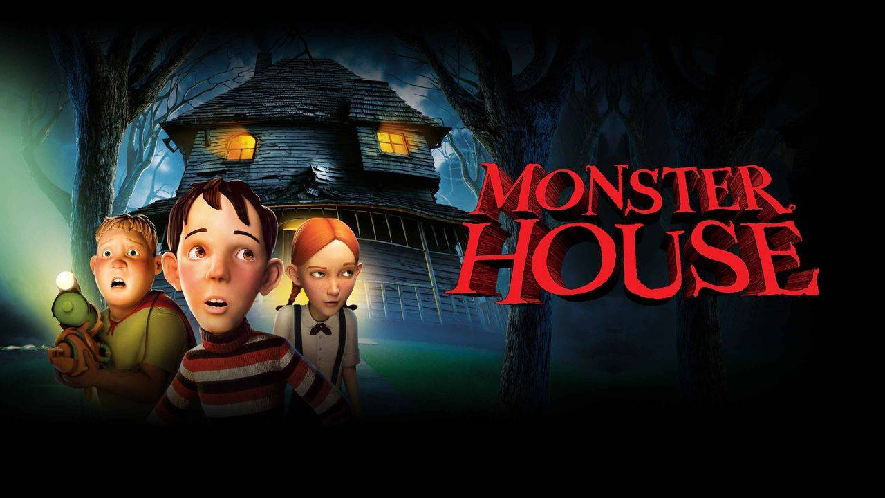 Monster House 桌布 壁紙 — 三個睜大眼睛的孩子站在一個陰森鬼屋前，鬼屋的窗戶在黑暗詭異的天空下發著光。