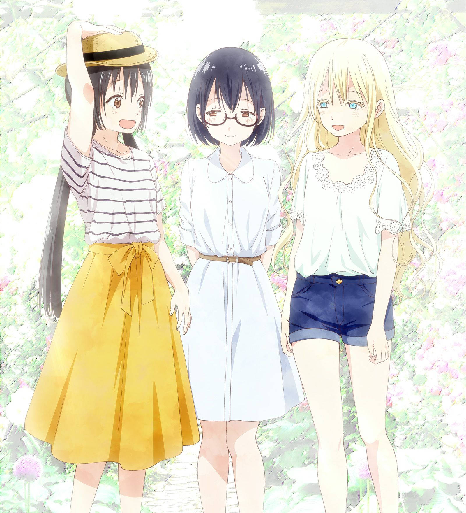asobi asobase 桌布 壁紙 — 三個穿著夏季服裝的動漫女孩在柔和陽光下，站在盛開的粉紅色花朵中微笑。