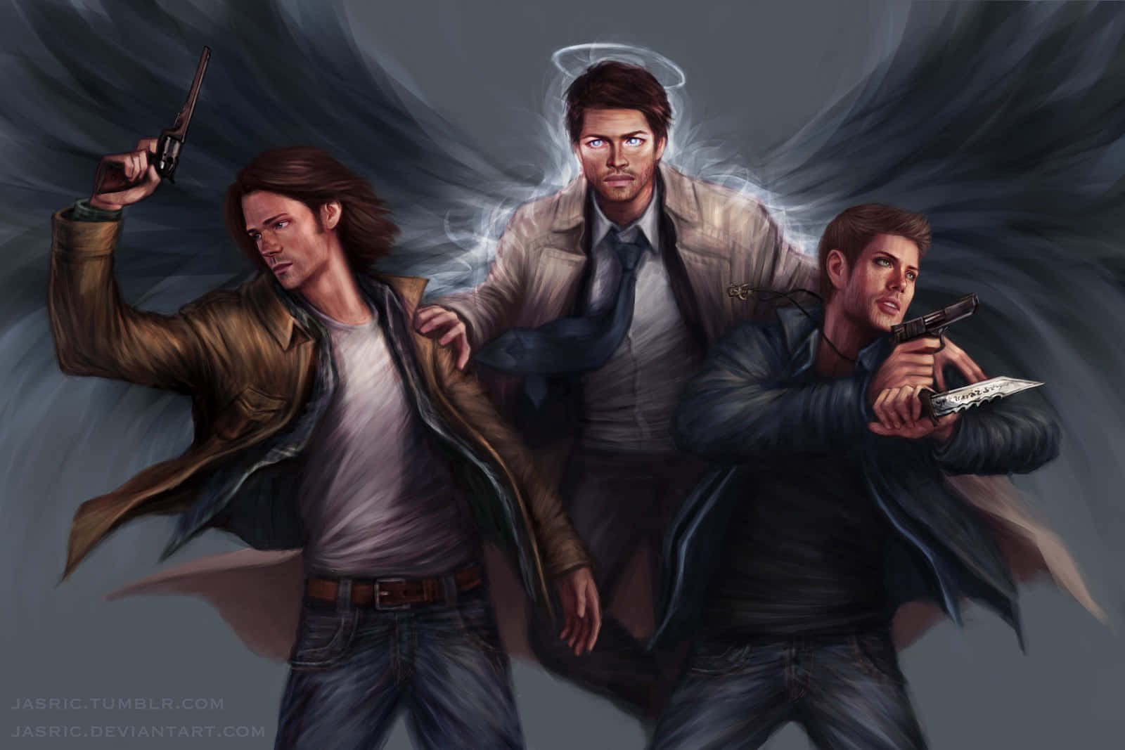 dean winchester 桌布 壁紙 — 三個穿著風衣的男人手持槍械準備就緒，身後有一個帶光環的人物，背景是旋轉的黑暗。