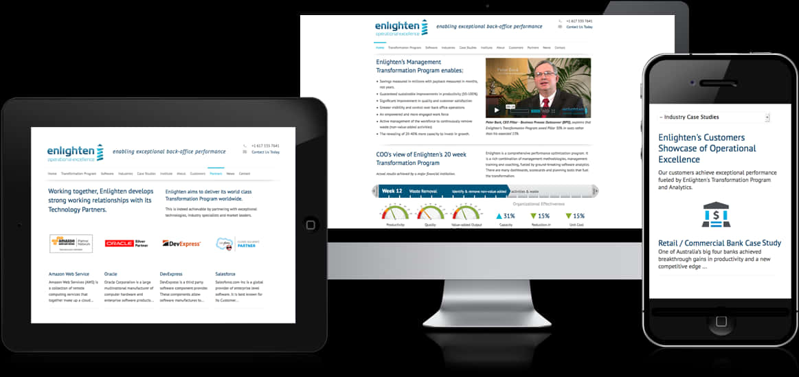 Internet 桌布 壁紙 — 三個裝置顯示 Enlighten 的業務轉型網站，包含圖表及案例研究，背景為深色。