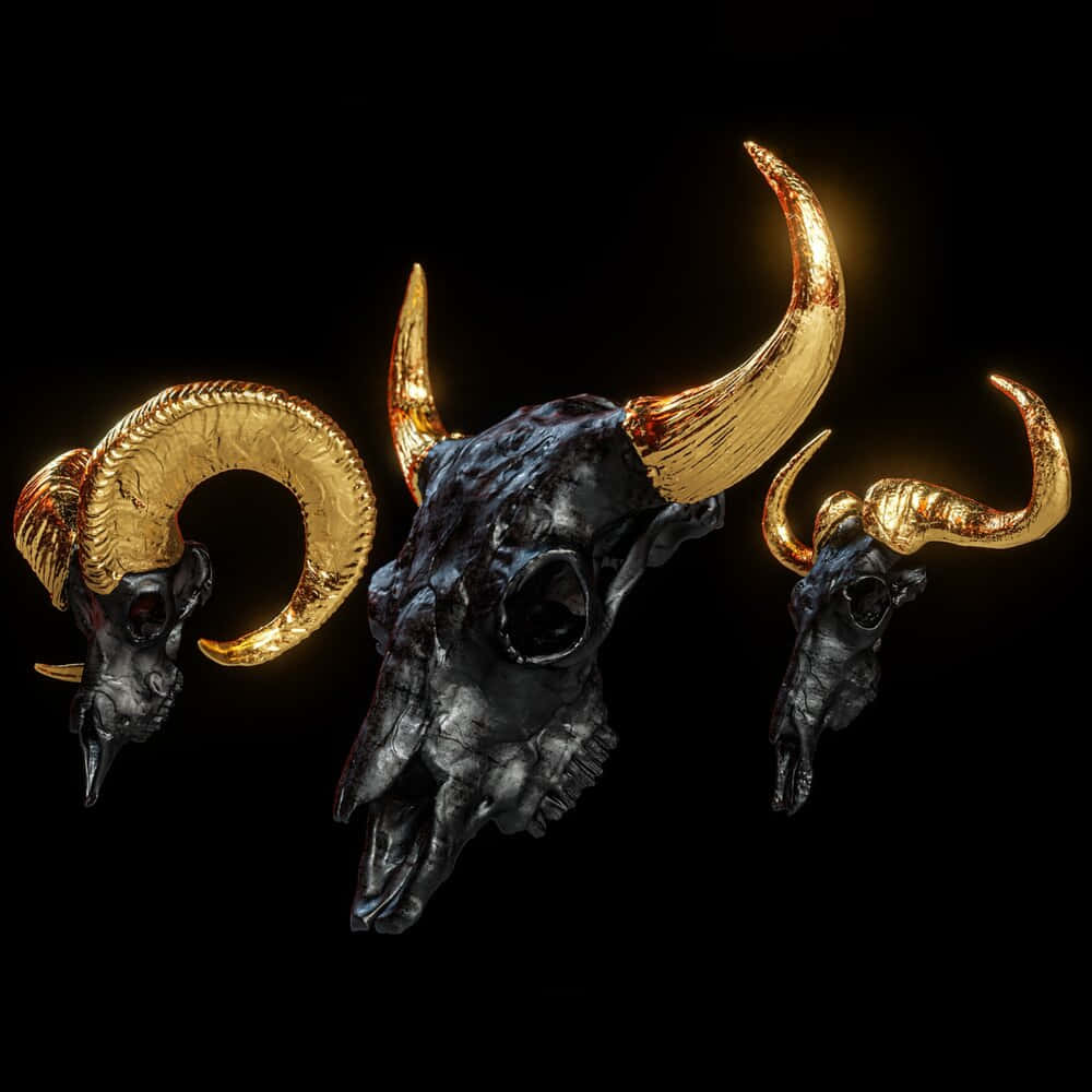 Horn 桌布 壁紙 — 三個裝飾華麗的動物頭骨，帶有閃閃發光的金色角，漂浮在漆黑的虛空中，散發著黑暗而高貴的神秘氣息。
