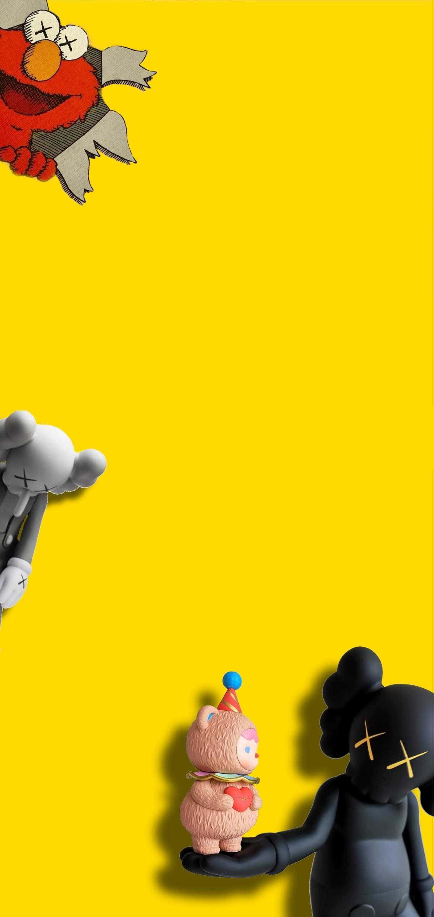 Cool Kaws 桌布 壁紙 — 三個風格化的卡通人物在純黃色背景上從撕破的紙邊探出頭來。