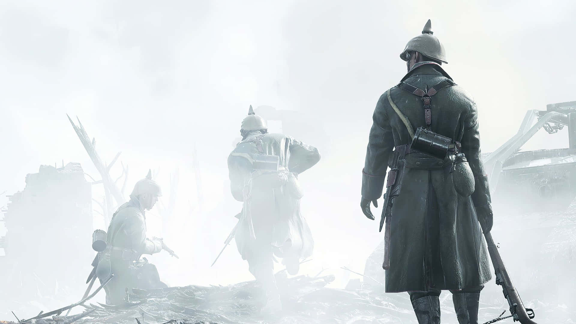 1920x1080 Battlefield 1 桌布 壁紙 — 三名穿著第一次世界大戰軍服的士兵，站在霧氣瀰漫的戰場廢墟中，周圍有折斷的樹木和碎片，天空多雲。
