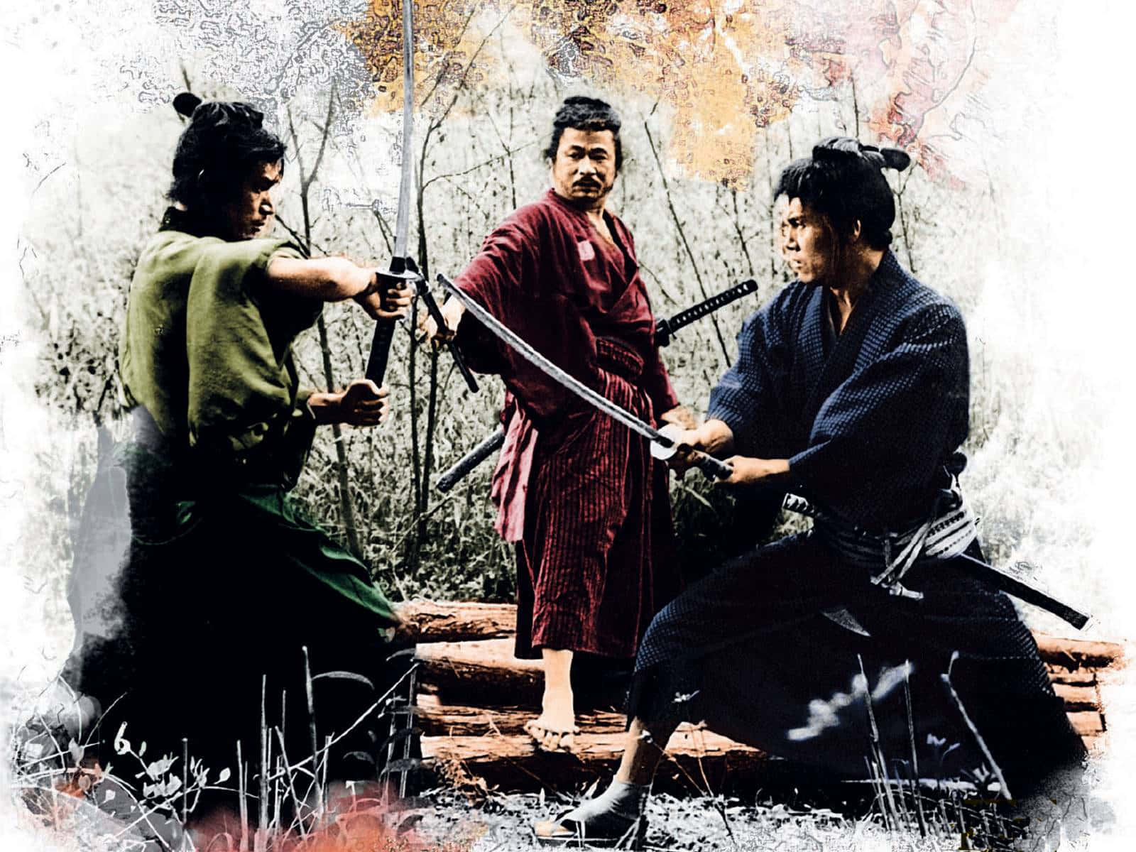 Samurai Movies 桌布 壁紙 — 三名身穿傳統長袍的武士在木橋上揮劍交鋒，背景充滿紋理且飽經風霜。