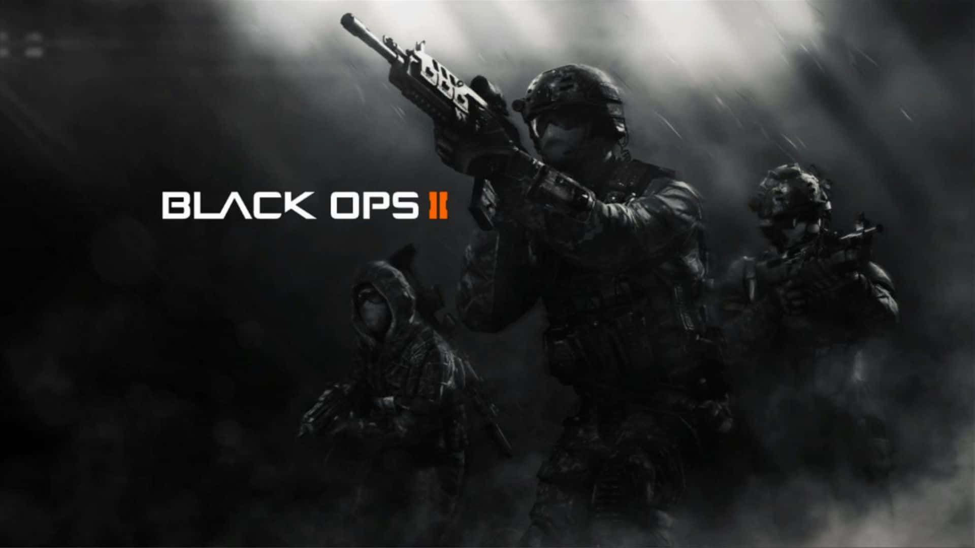 Call Of Duty Weapons 桌布 壁紙 — 三名身穿戰術裝備的士兵在黑暗戰場場景中，於聚光燈下穿過煙霧和雨水前進。