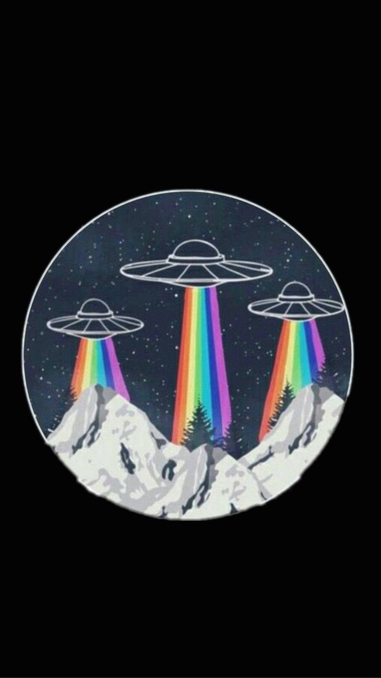鎖屏 桌布 壁紙 — 三架UFO在星空下將彩虹光照射到積雪的山峰上。