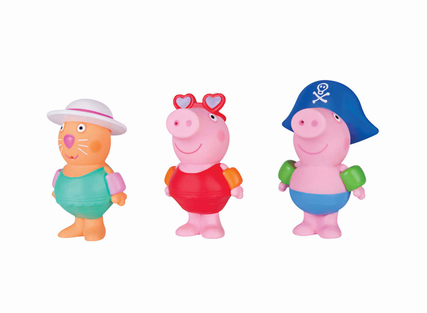 Candy Cat 桌布 壁紙 — 三款色彩繽紛的Peppa Pig沐浴玩具，穿著泳裝和配件，站在純白色背景前。