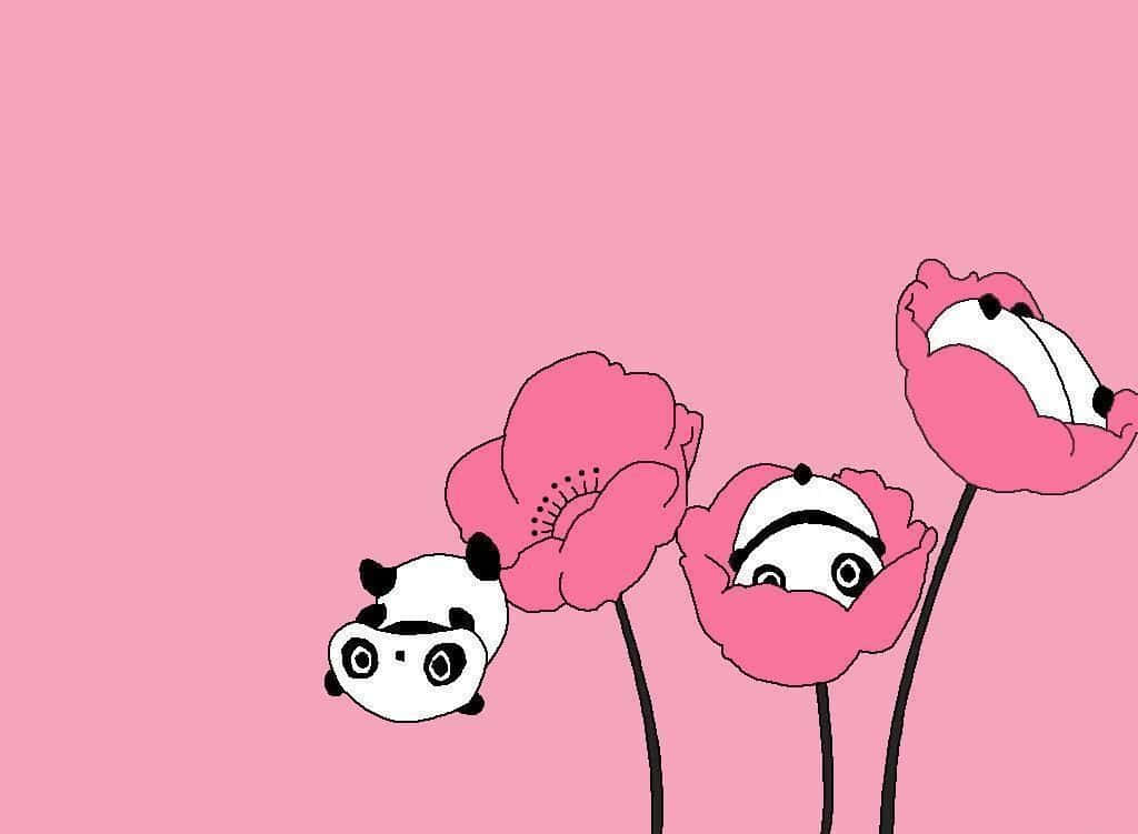 Kawaii Panda 桌布 壁紙 — 三隻卡通熊貓從粉紅色罌粟花中探出頭來，背景是純粉紅色。