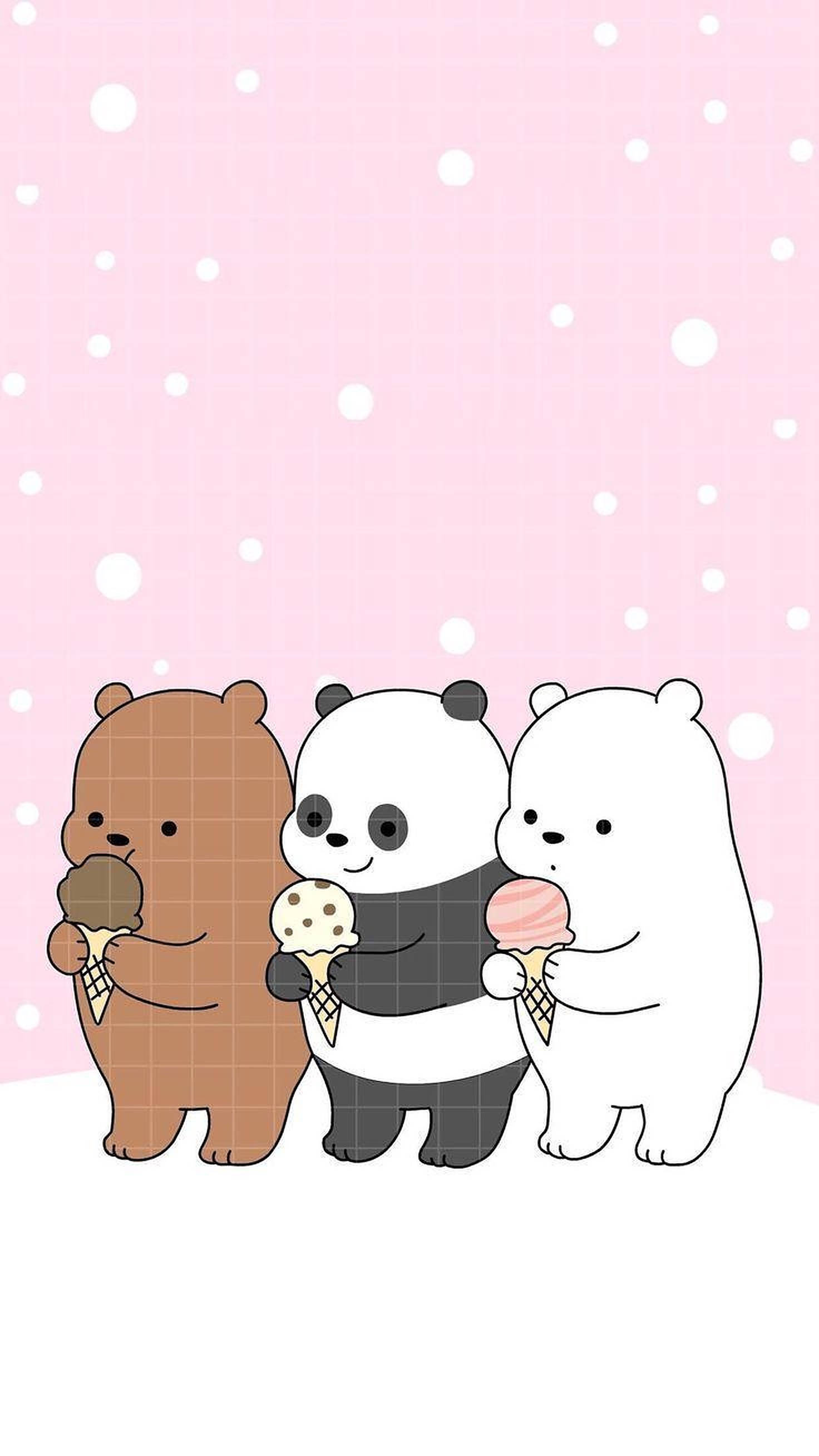 三隻小熊 桌布 壁紙 — 三隻可愛的卡通熊並排站立，手持冰淇淋甜筒，背景為帶有白色圓點的粉紅色。