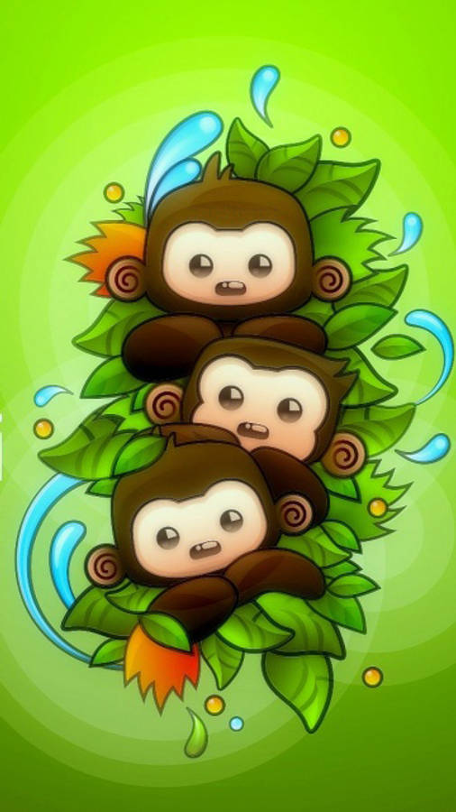 Baby Monkey 桌布 壁紙 — 三隻可愛的卡通猴子從茂密的綠葉中探出頭來，葉子上有水珠和橙色點綴，背景是充滿活力的綠色漸變色。