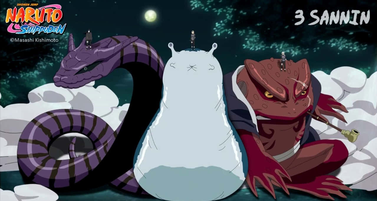 Legendary Sannin 桌布 壁紙 — 三隻巨大的動漫蟾蜍坐在滿月下的雲朵上，頭頂有細小的忍者人偶。