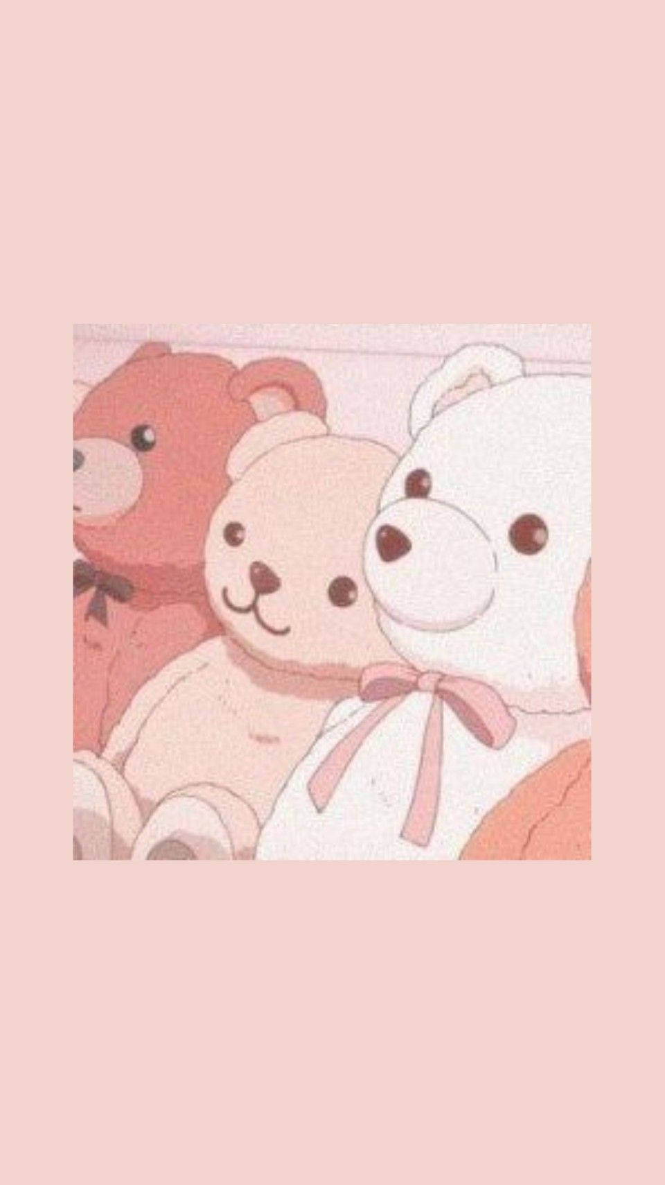 Teddy Bear 桌布 壁紙 — 三隻帶蝴蝶結的粉彩泰迪熊緊靠在一起，背景是柔和的粉紅色。