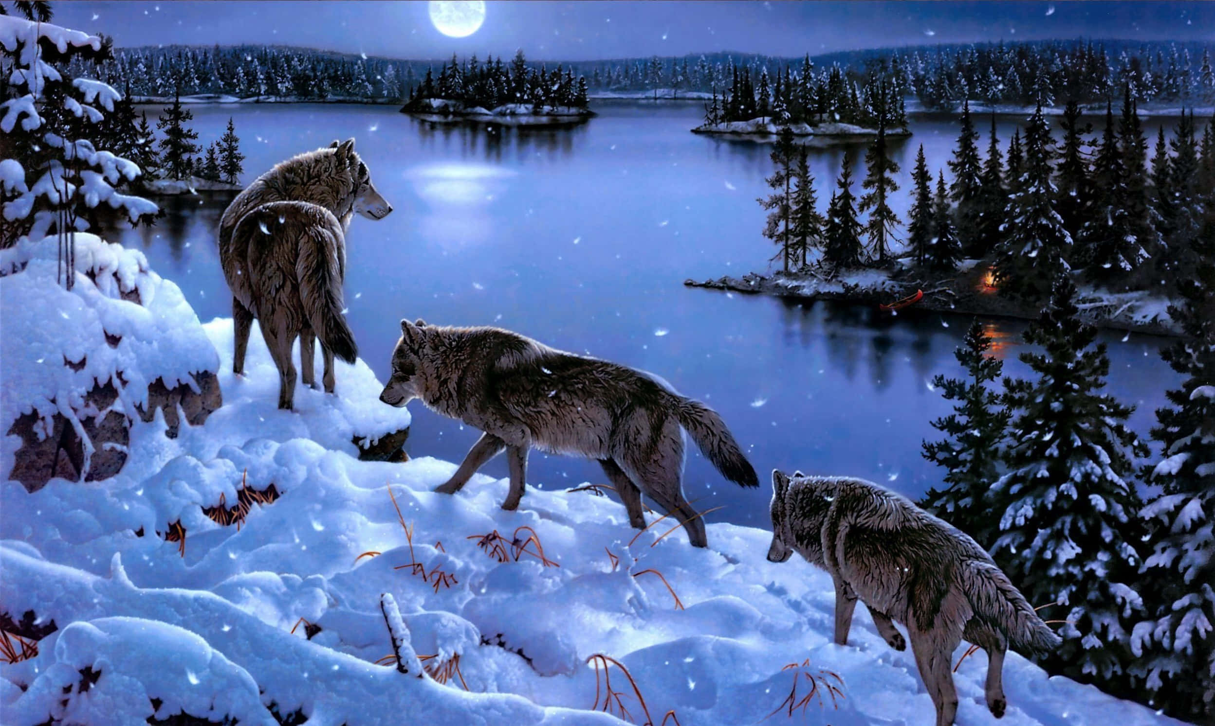 Wolf Pack 桌布 壁紙 — 三隻狼在飄雪中穿越雪地，旁邊是月光映照的湖泊，周圍環繞著松樹。