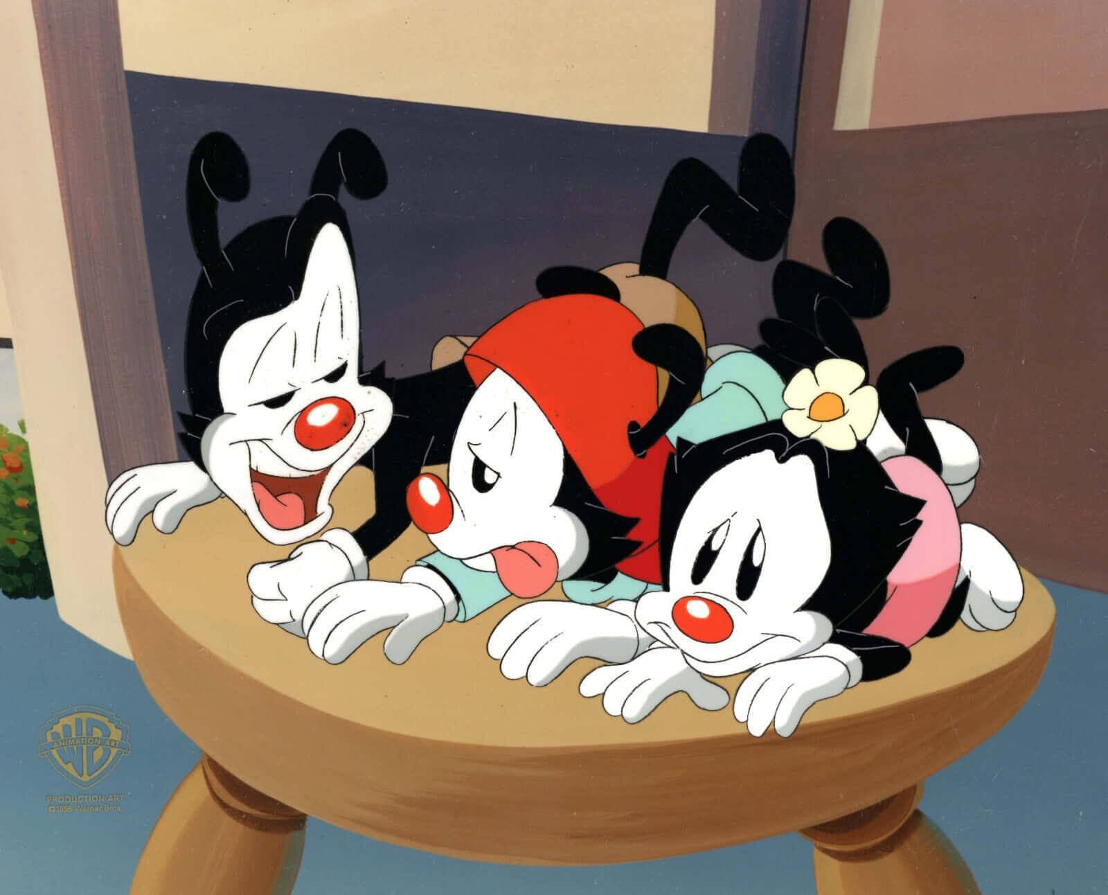 Animaniacs 桌布 壁紙 — 三隻紅鼻子的卡通貓咪在溫暖明亮的房間裡，在木凳上嬉戲地躺著。