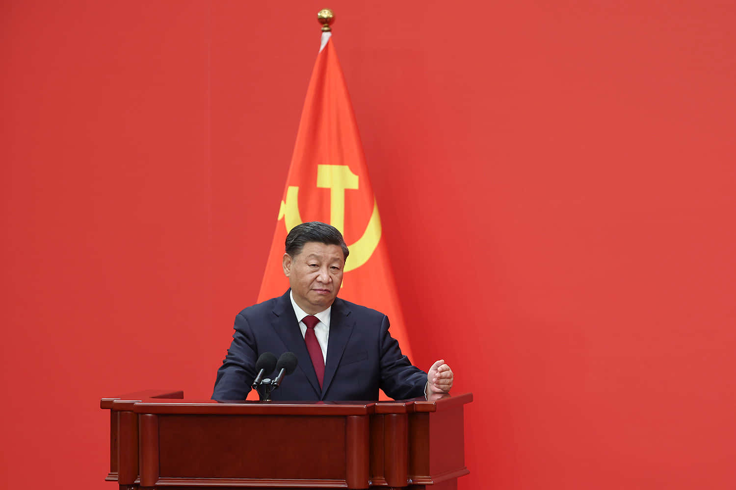 中國國家主席習近平在講台上發表演說