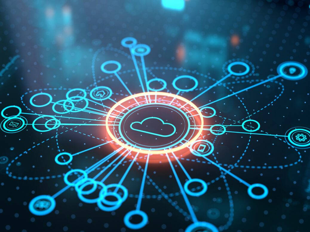 Internet 桌布 壁紙 — 中央一個發光的橙色雲端圖示，在深色科技背景上散發出藍色數位連接。