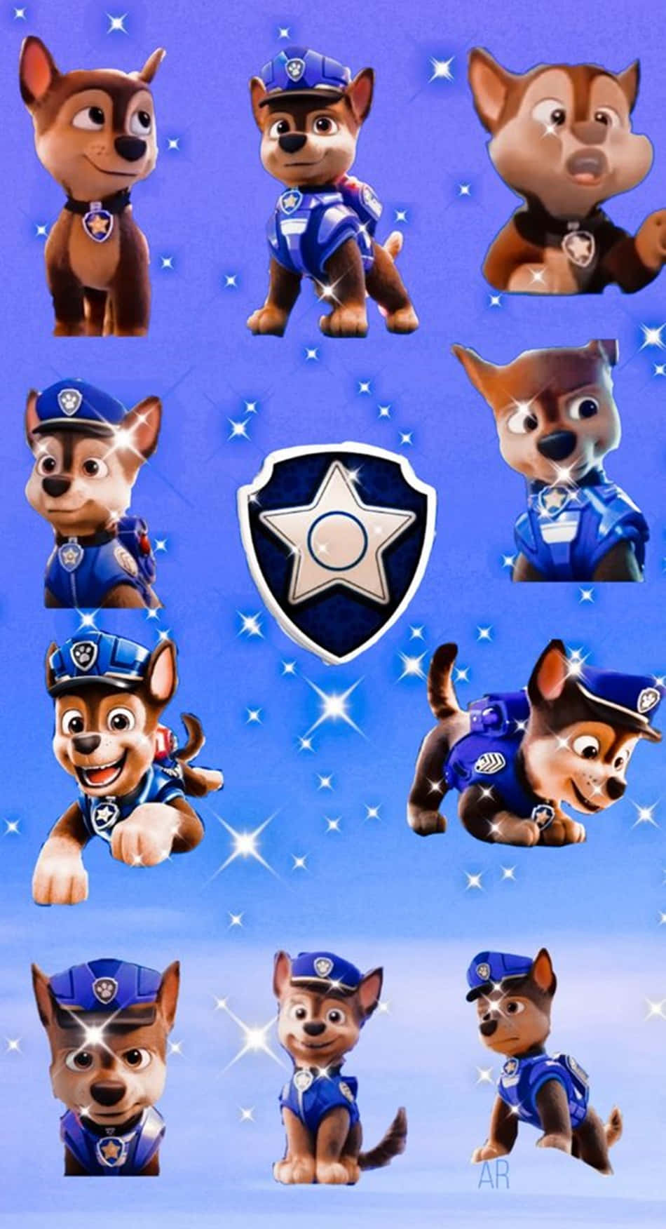 Chase Paw Patrol 桌布 壁紙 — 九隻動畫Paw Patrol小狗穿著藍色警察制服，在閃爍的藍色背景上圍繞星星徽章擺姿勢。
