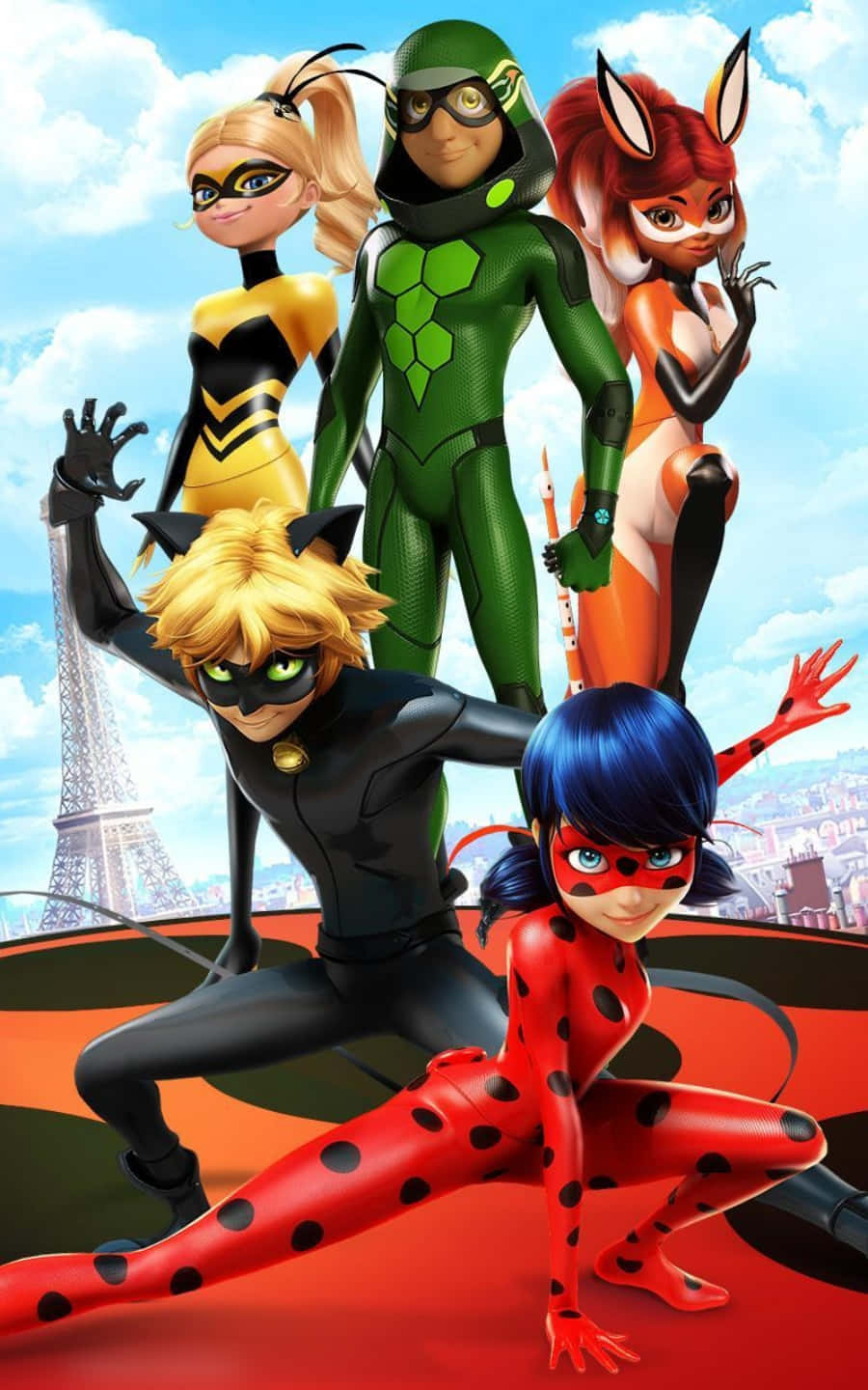 Miraculous 桌布 壁紙 — 五位動畫女超級英雄穿著色彩繽紛的服裝，在巴黎天際線與艾菲爾鐵塔前動感擺姿勢。