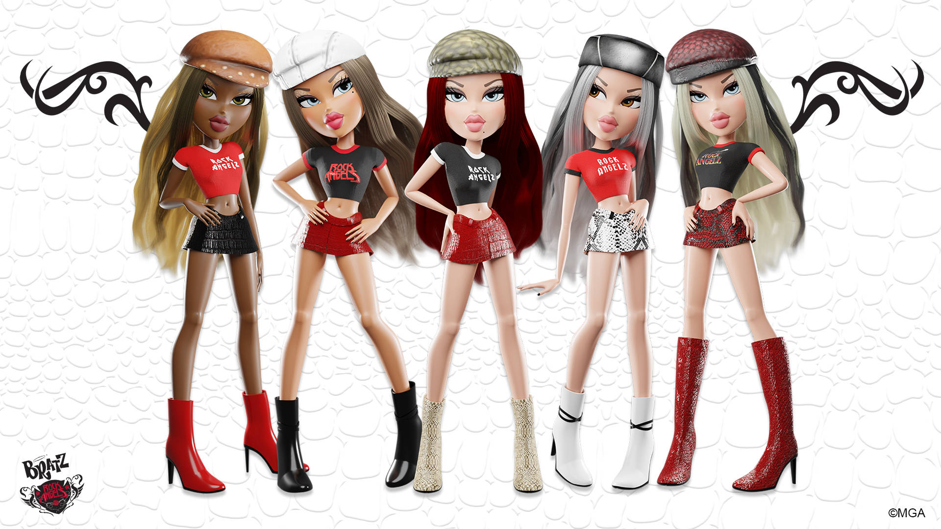 bratz 美學 桌布 壁紙 — 五個Bratz公仔穿著大膽的紅黑服裝，在帶有部落漩渦紋理的白色背景前自信地擺姿勢。