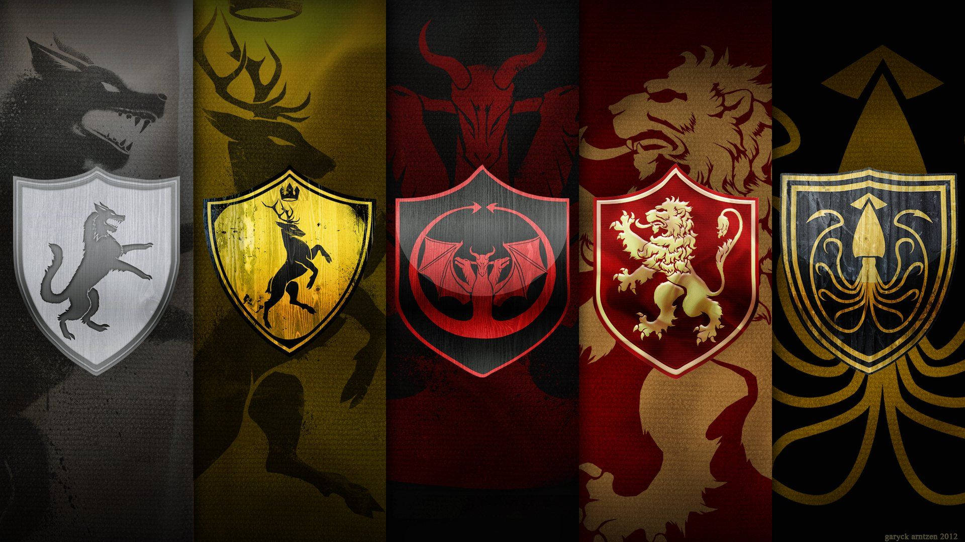 game 桌布 壁紙 — 五個奇幻家族紋章，盾牌上有兇猛野獸，背景為有紋理的彩色背景。