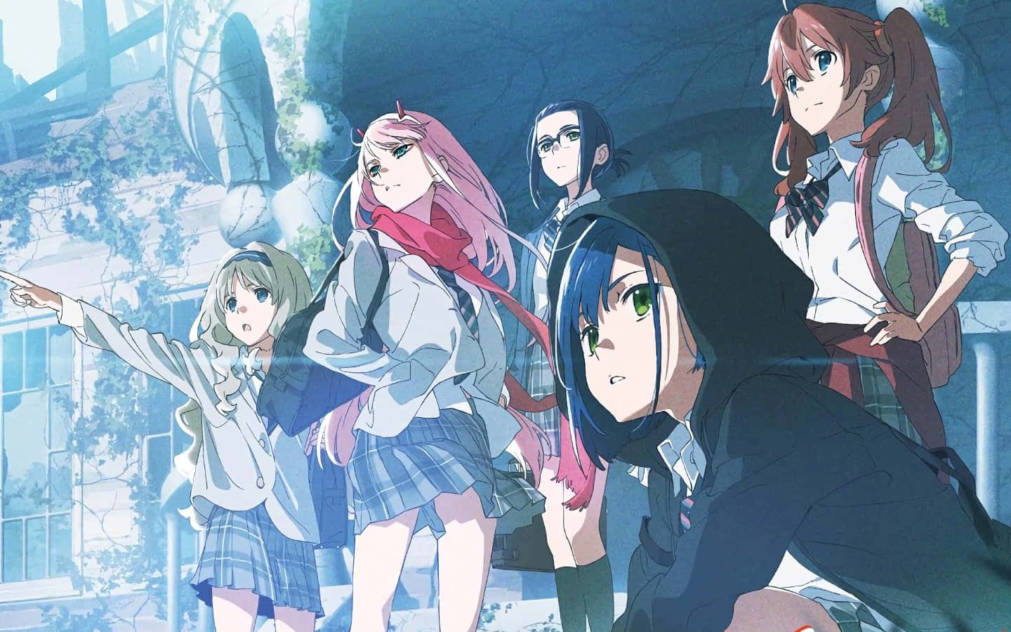 DARLING in the FRANXX 桌布 壁紙 — 五個穿著校服的動漫女孩一起站在一棵有藤蔓的樹下，沐浴在冷藍色的光中。
