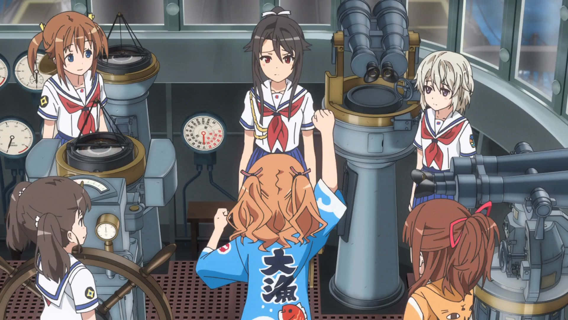 High School Fleet 桌布 壁紙 — 五個穿著水手服的動漫女孩在船橋內操作帶有刻度盤和大砲的海軍設備。
