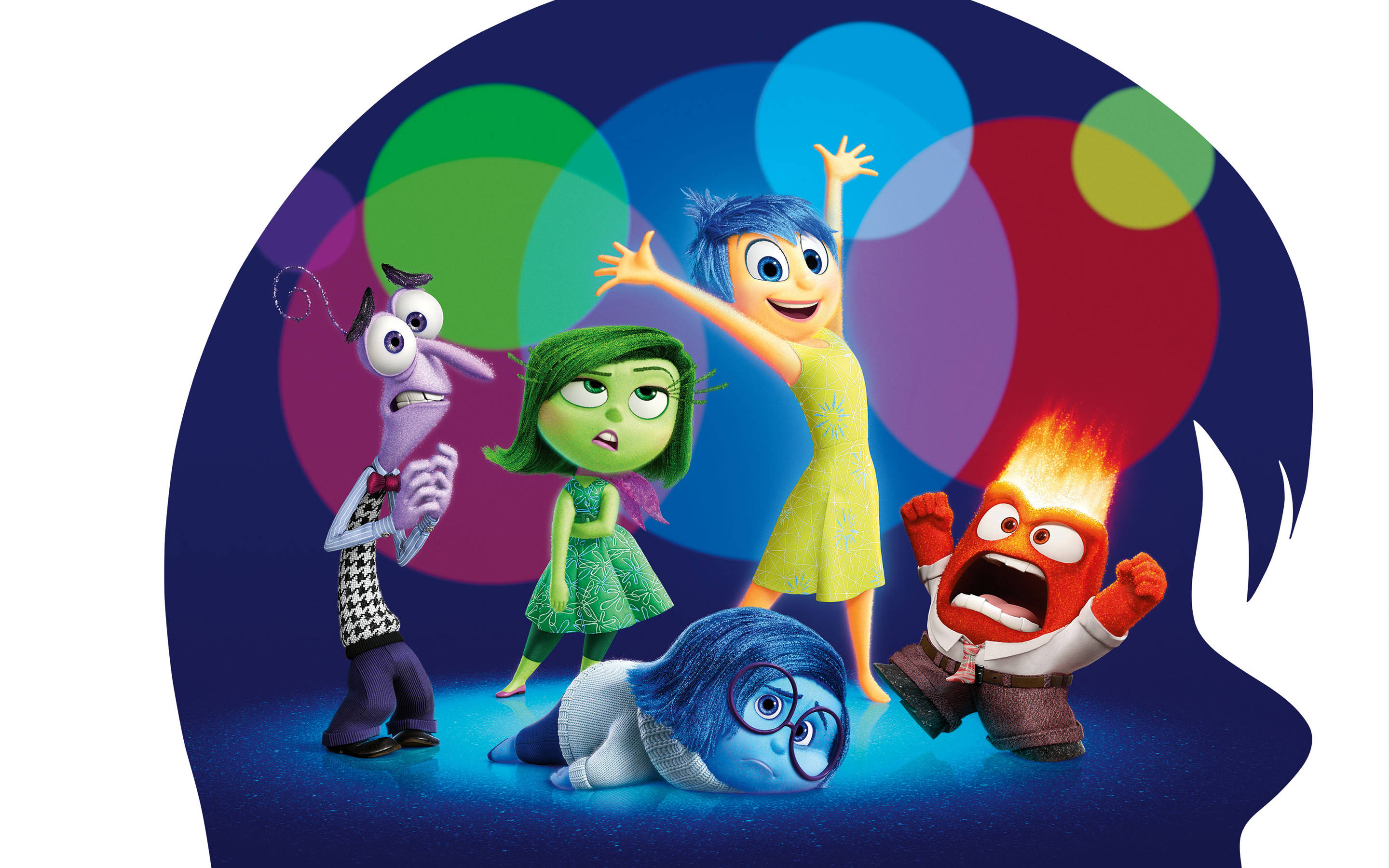 Fear Inside Out 桌布 壁紙 — 五個色彩繽紛的動畫情緒角色在風格化的人類頭部剪影內愉快互動。