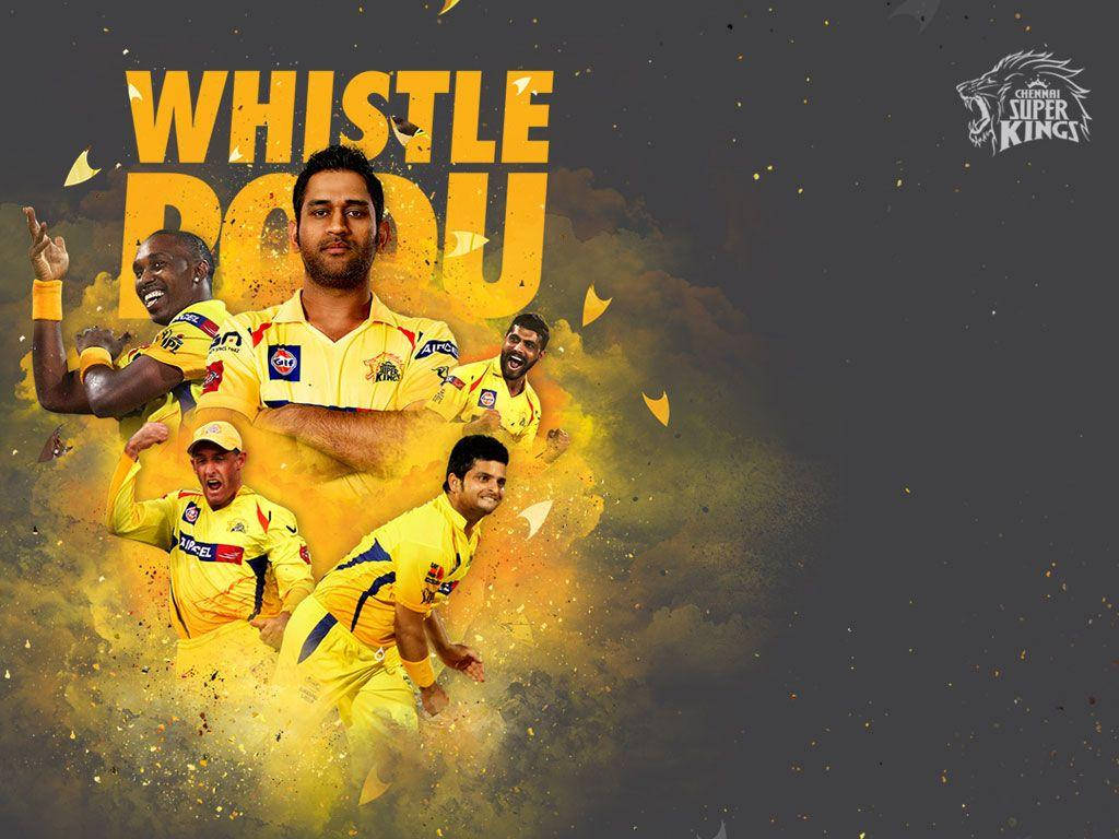 Csk 桌布 壁紙 — 五名身穿黃色球衣的板球運動員從金色爆炸中衝出，上方有「WHISTLE PODU」文字。