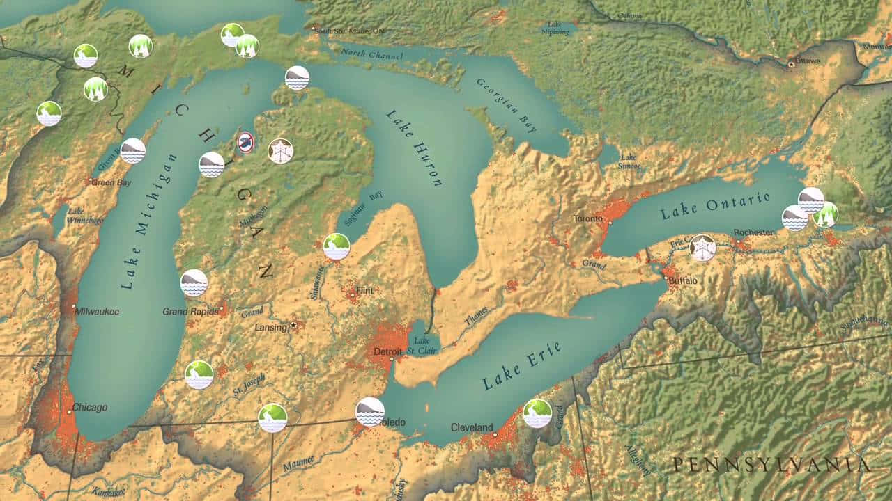 Lake 桌布 壁紙 — 五大湖地區的詳細地形圖，標有湖泊、城市和標記興趣點的圖標。