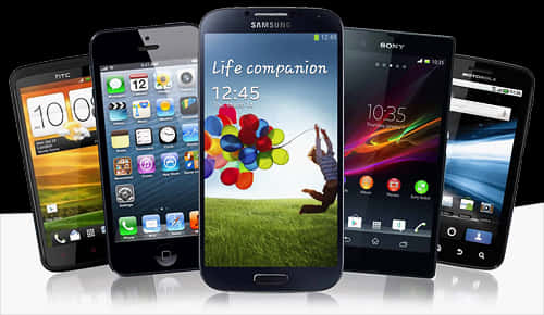 Mobile Phone 桌布 壁紙 — 五部智慧型手機展示充滿活力的桌布，包括一個孩子在草地上帶著彩色氣球飛翔。
