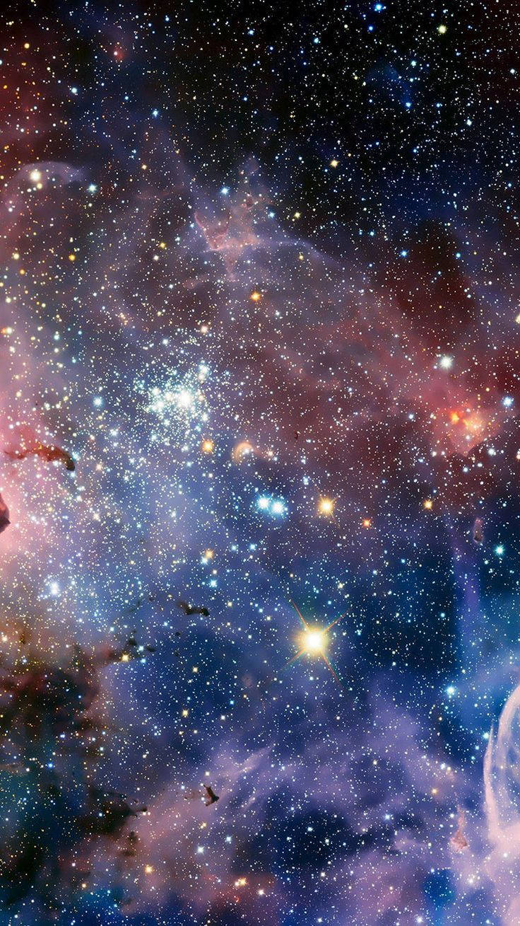 銀河 桌布 壁紙 — 令人嘆為觀止的宇宙星雲景象，在星場背景下散發出粉紅、紫色和藍色的光芒。