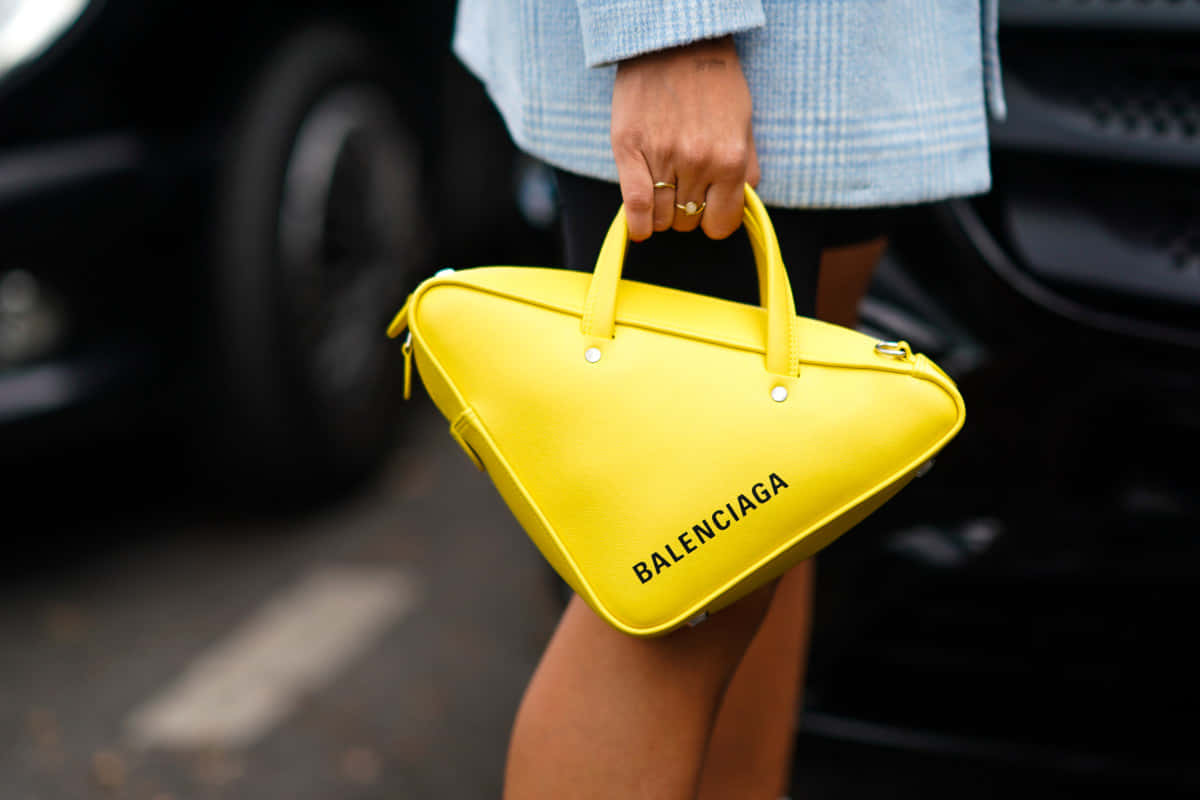 「以Balenciaga提升您的時尚風格」 壁紙