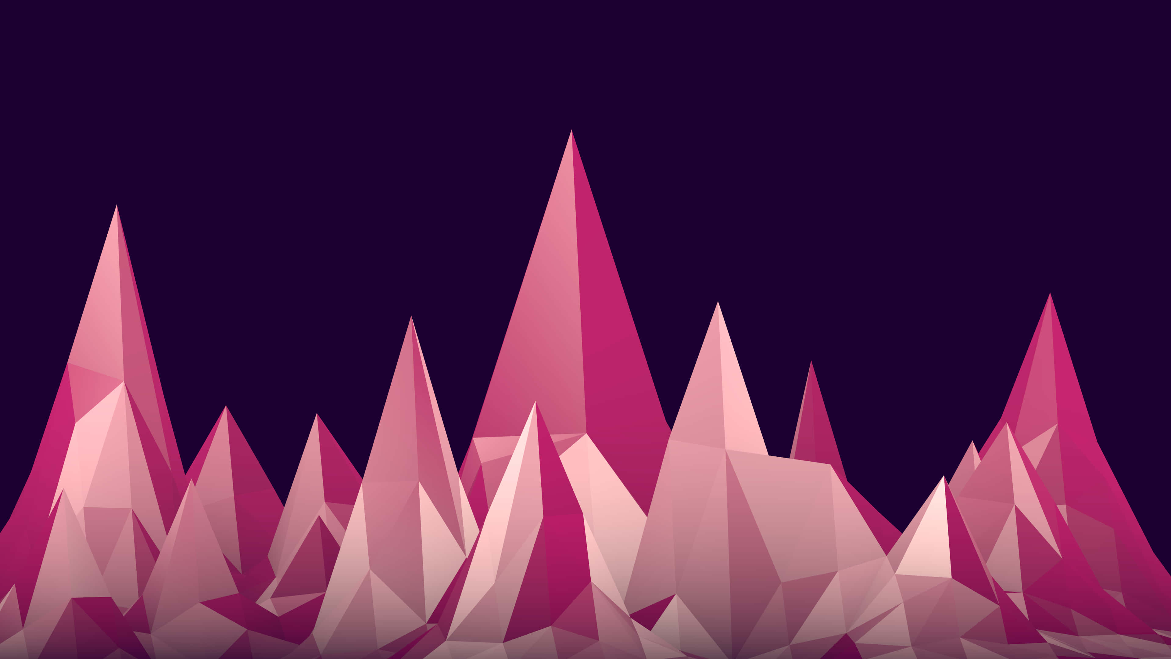 Minimalist HD Geometric Desktop 桌布 壁紙 — 以幾何粉紅和洋紅色切割面呈現的風格化山脈，背景為深紫色天空。