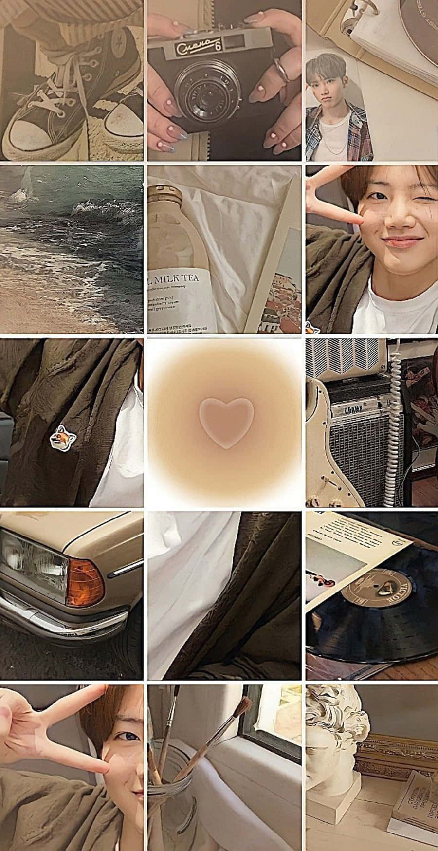 Korean Beige Aesthetic 桌布 壁紙 — 以運動鞋、復古相機、茶、吉他和微笑面孔在溫暖色調中組成的舒適生活風格時刻拼貼畫。