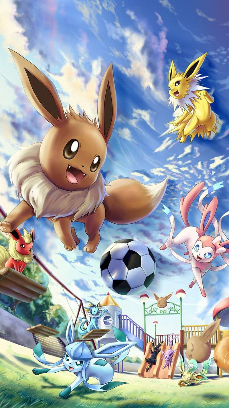 Eevee iPhone 桌布 壁紙 — 伊布及其進化形態在藍天白雲下開心地踢足球。
