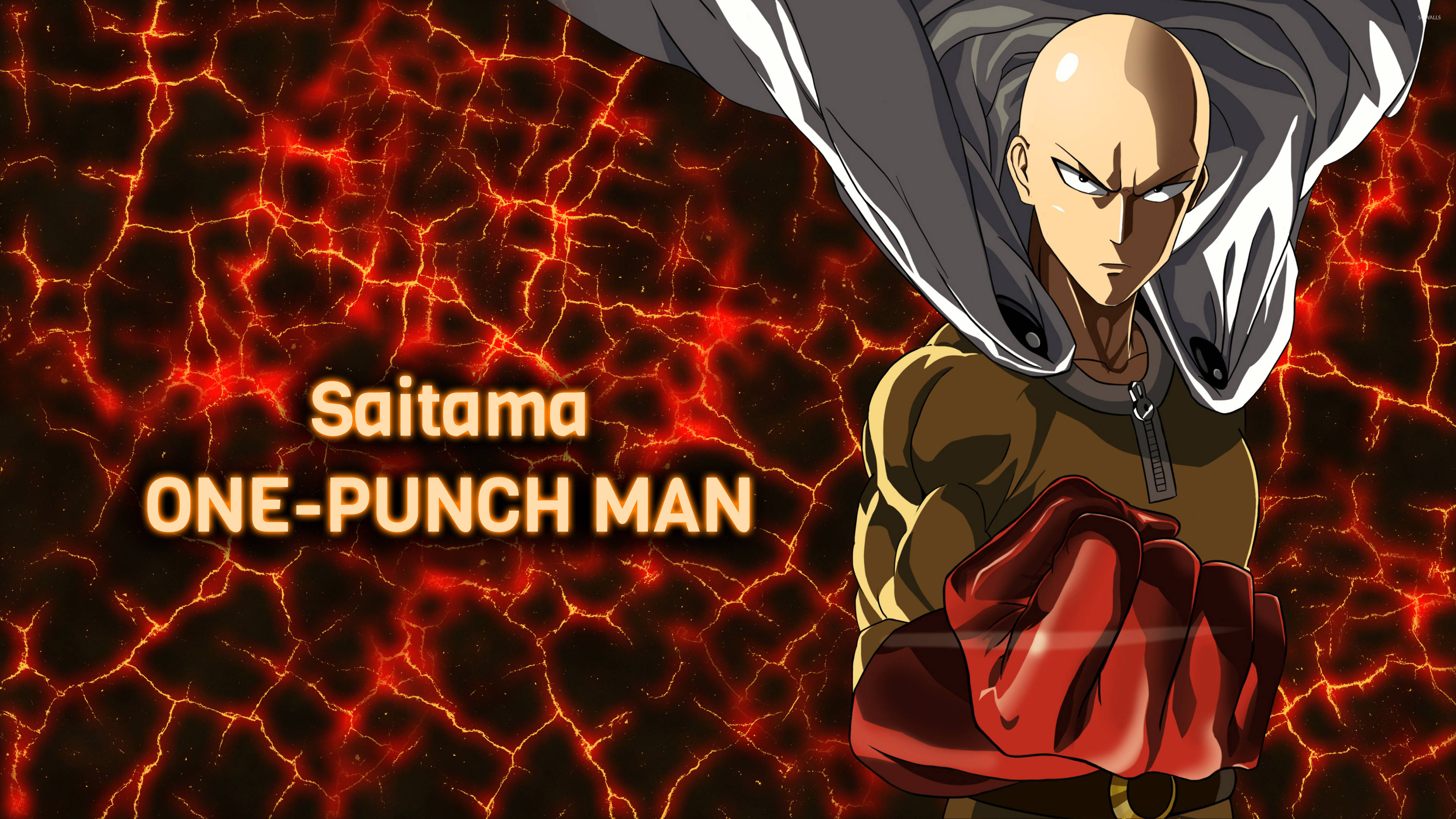 Saitama 桌布 壁紙 — 來自《一拳超人》的埼玉站在火焰裂紋背景中，表情堅定，拳頭緊握。