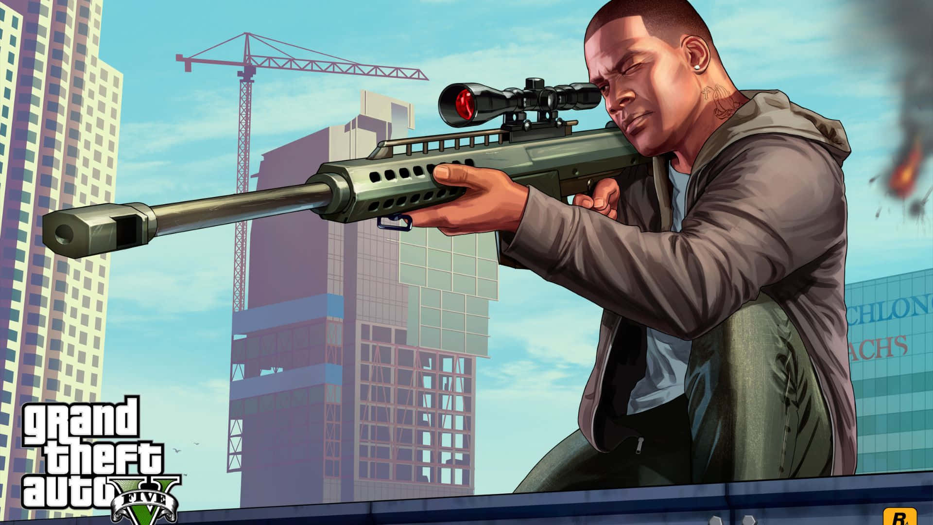 Grand Theft Auto V 桌布 壁紙 — 《俠盜獵車手V》中的一個角色在屋頂上用狙擊步槍瞄準，背景是城市天際線和建築起重機。