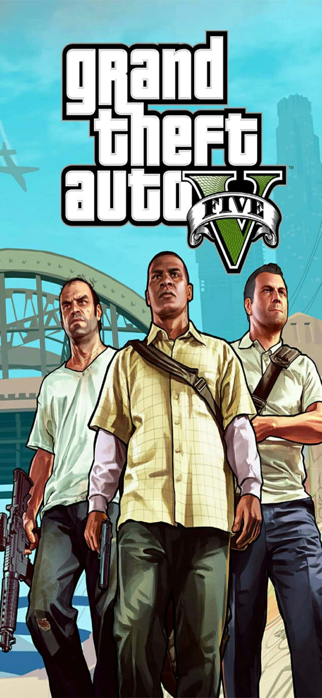 Grand Theft Auto V 桌布 壁紙 — 《俠盜獵車手V》的三位主角自信地站在城市橋樑前，背景是明亮的藍天。