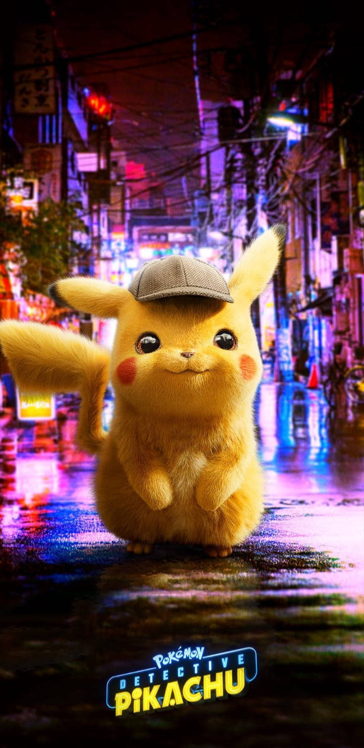 Pokémon 手機 桌布 壁紙 — 偵探皮卡丘戴著偵探帽站在霓虹燈閃爍的雨夜東京小巷中。