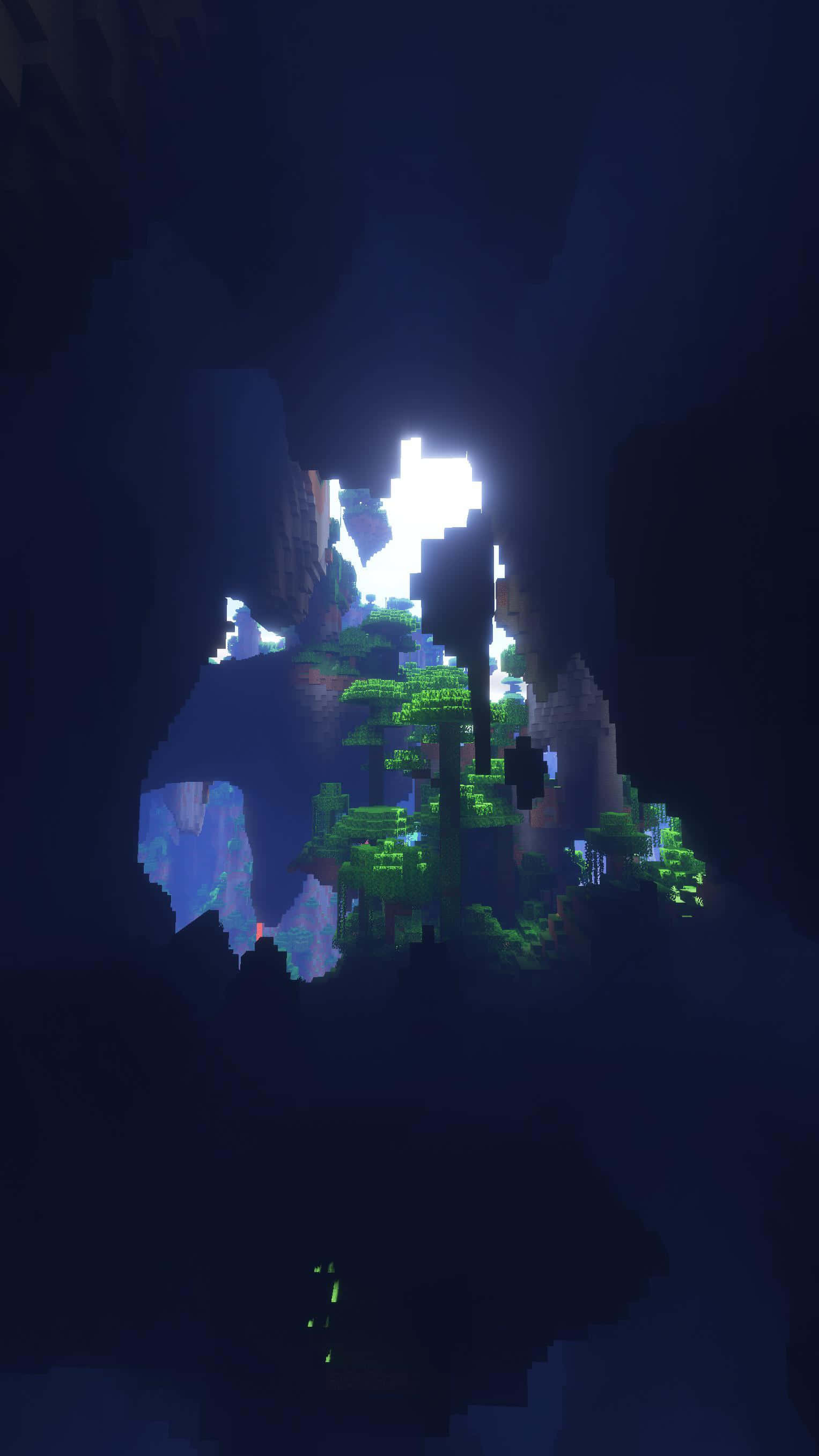 Minecraft Phone 桌布 壁紙 — 像素化洞穴內部，有發光的綠色樹木和遠處開口處的明亮光源。