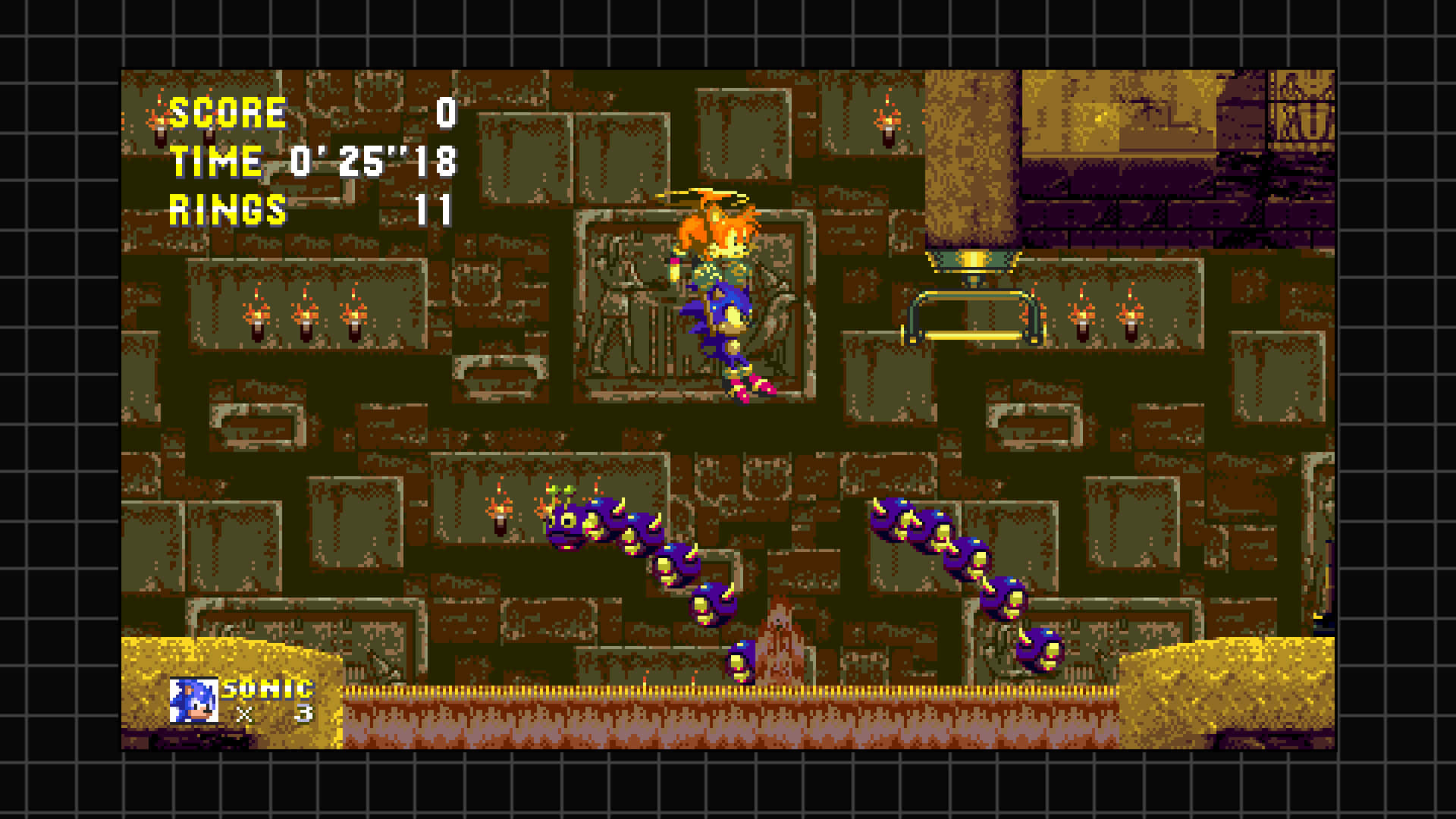Sonic Sandopolis Zone 桌布 壁紙 — 像素化的音速小子跳過黑暗的地牢關卡，收集金環並避開敵人，採用經典的16位元遊戲風格。