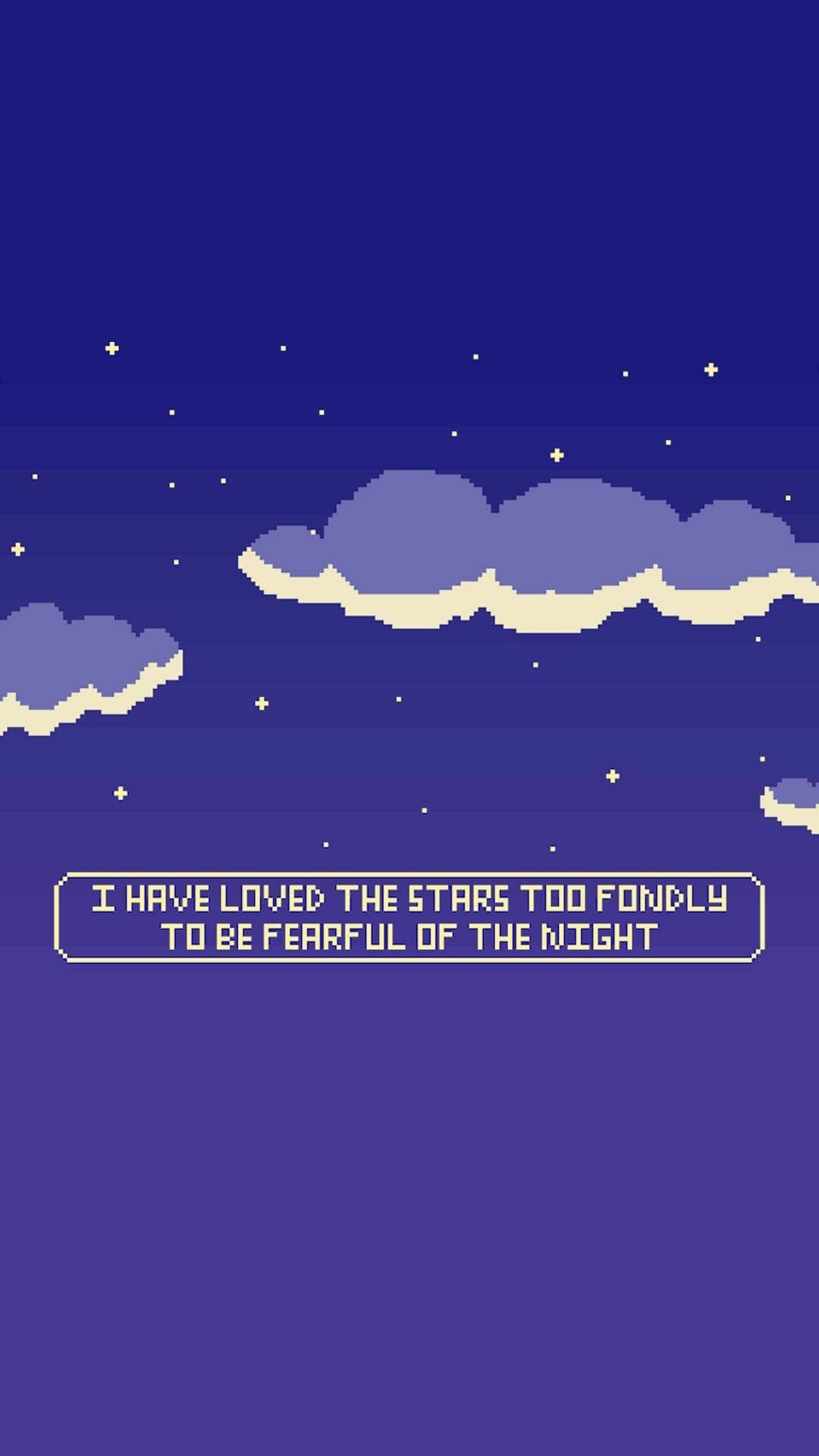 Aesthetic Pixel Art HD 桌布 壁紙 — 像素藝術夜空，帶有紫色雲朵和星星，並附有關於熱愛星星而不懼怕夜晚的名言。