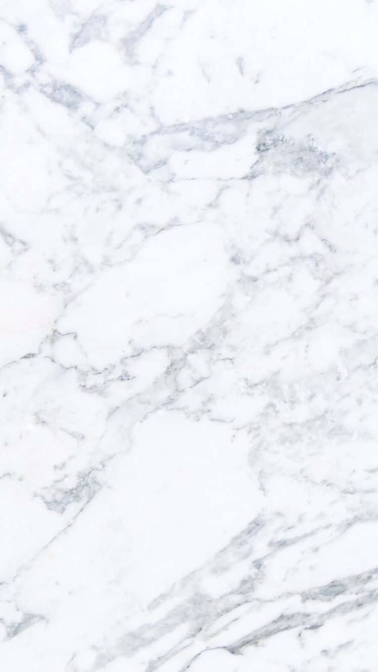 Aesthetic Gray Marble 桌布 壁紙 — 優雅白色大理石的特寫，帶有柔和的灰色紋理和微妙的粉紅色調。