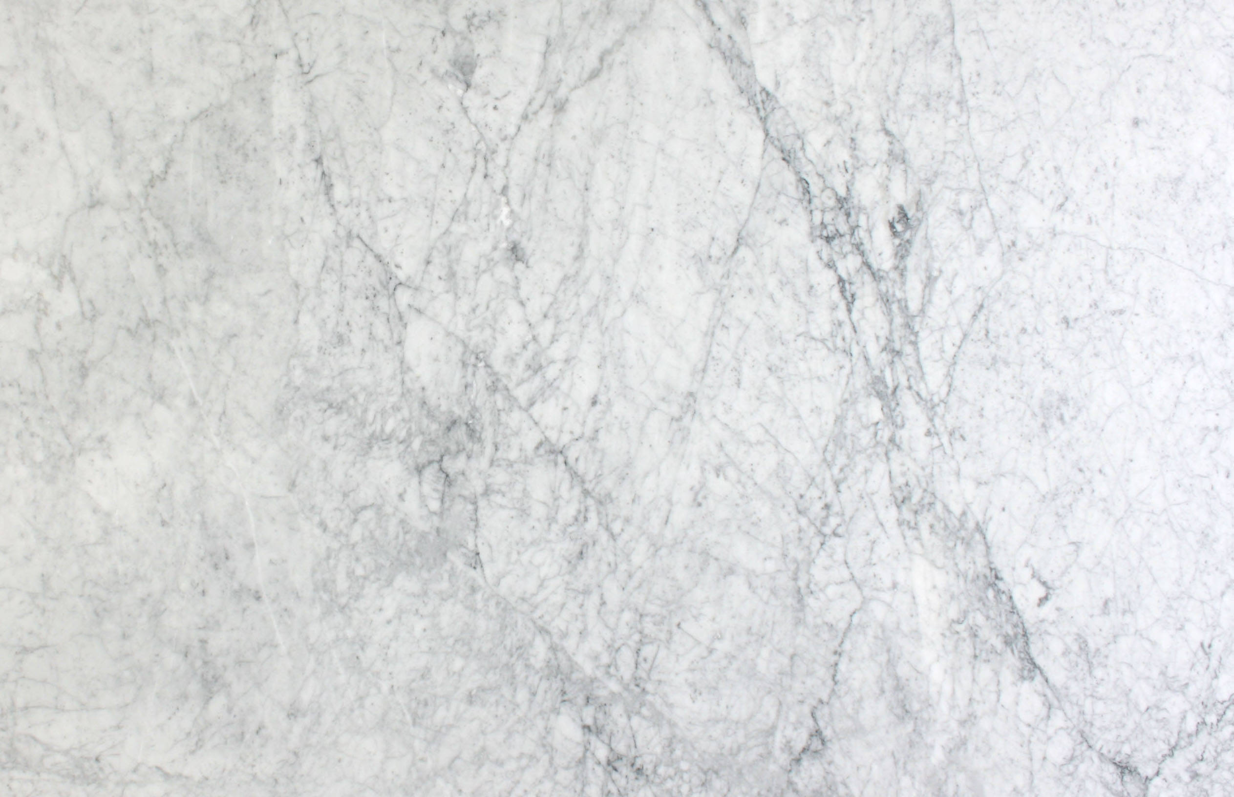 Marble 桌布 壁紙 — 優雅白色大理石的特寫，帶有複雜的灰色紋理和細微質感。