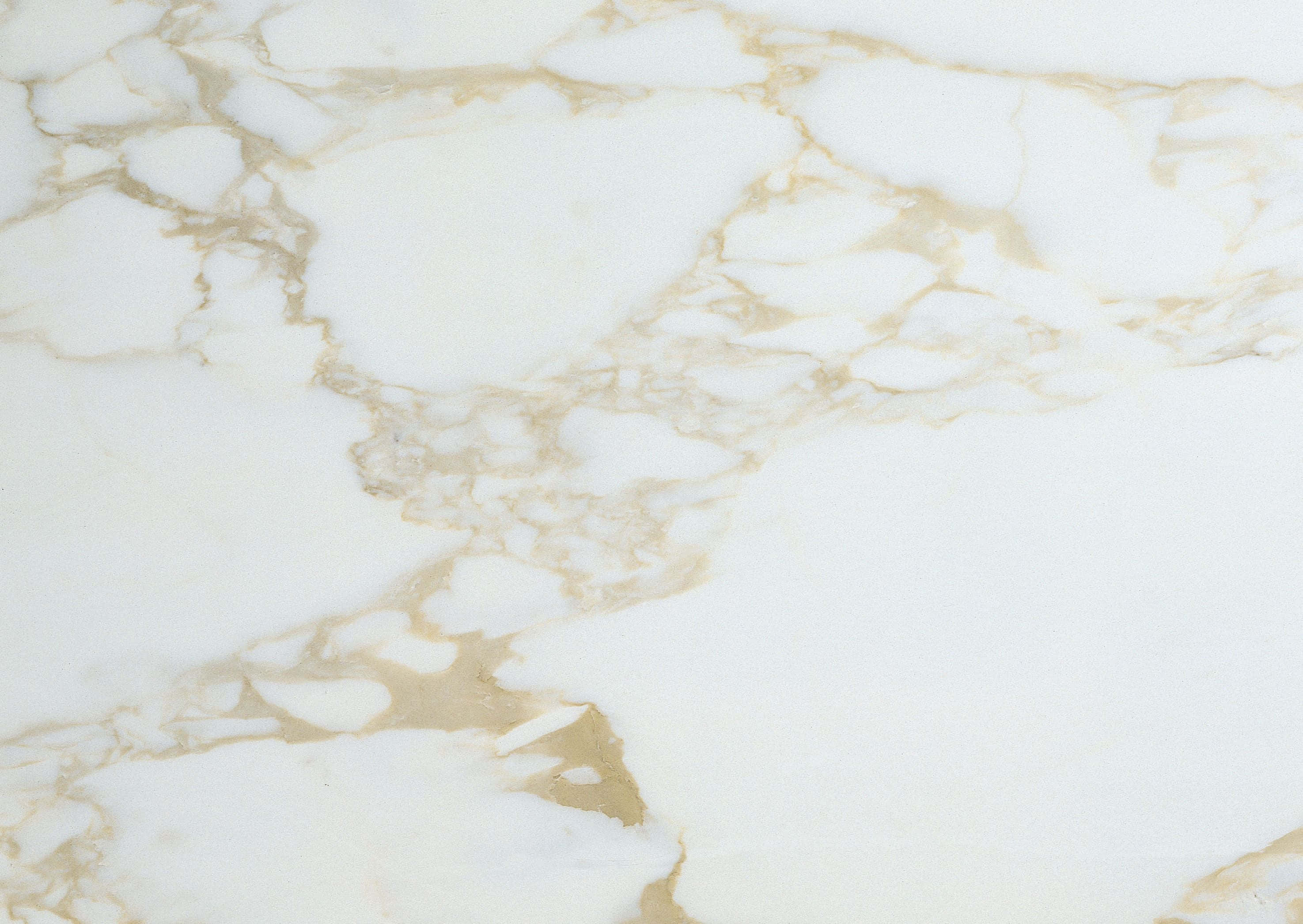 White Marble 桌布 壁紙 — 優雅白色大理石的近距離特寫，流動的金色紋理營造出奢華的自然圖案。