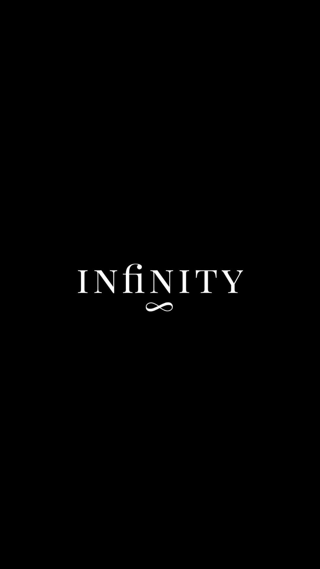 Dark Infinity 桌布 壁紙 — 優雅白色襯線字體「infinity」置中於純黑背景上，下方有一個小型無限符號。
