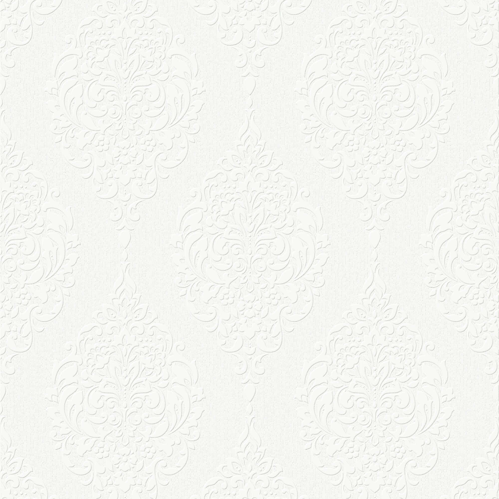Beautiful Texture 桌布 壁紙 — 優雅白色錦緞壁紙，帶有壓花花卉圖案和細膩質感，適合精緻室內裝飾。