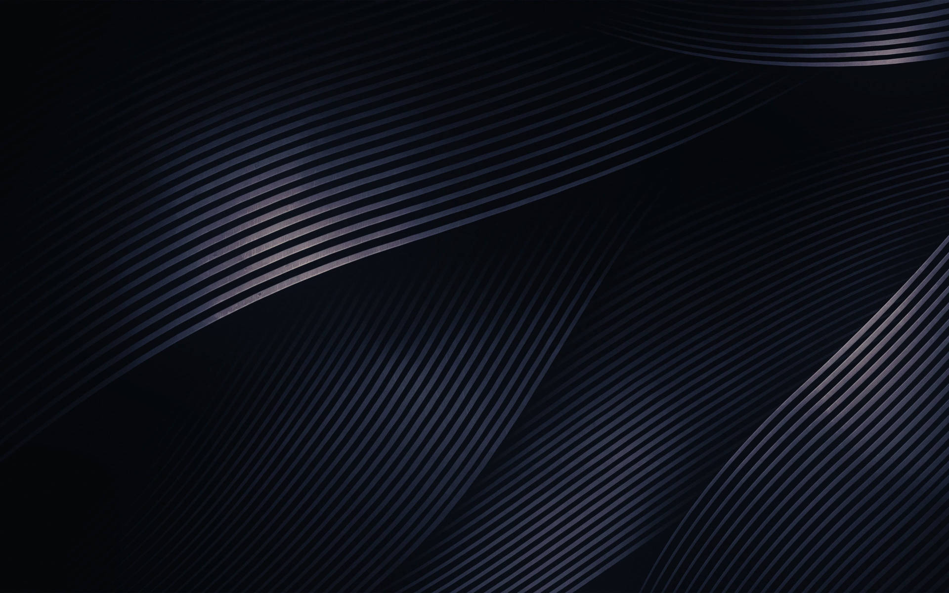 Android Material Design 桌布 壁紙 — 優雅的深藍色抽象背景，發光的曲線在深邃的黑色畫布上流動。