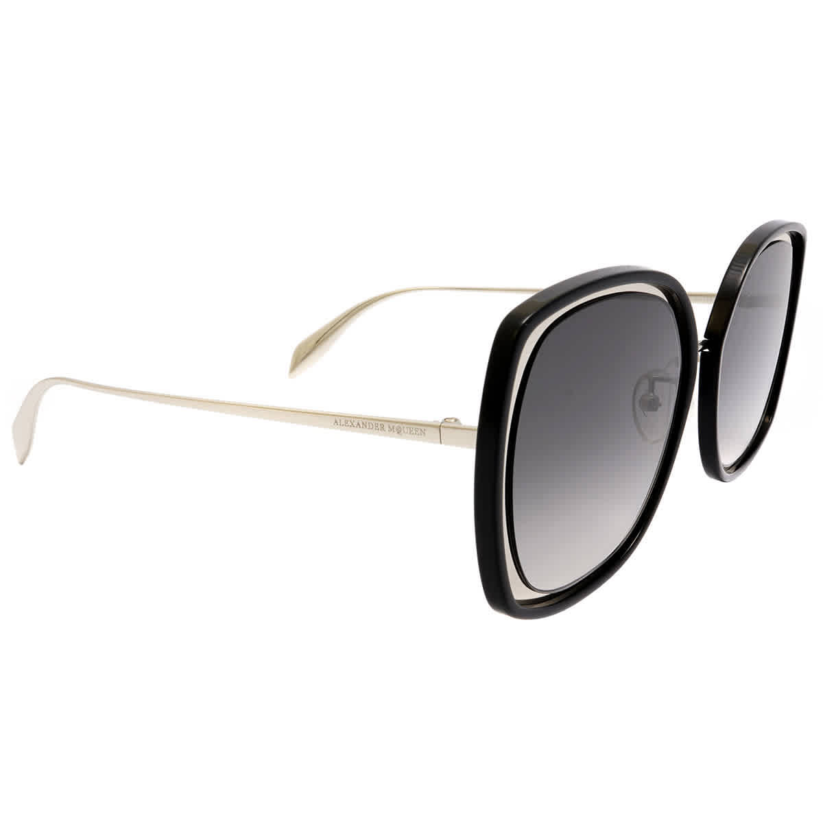 Sunglasses 桌布 壁紙 — 優雅的超大太陽眼鏡，黑色鏡框搭配金色鏡臂，襯托乾淨的白色背景。